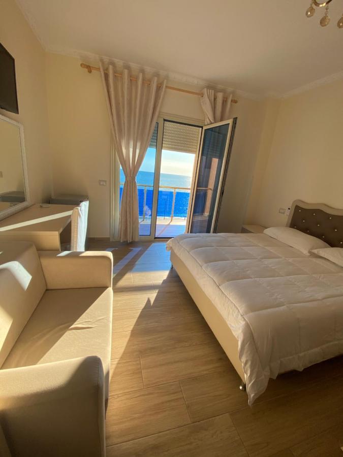 Hotel 3 Vellezerit Durres Ngoại thất bức ảnh