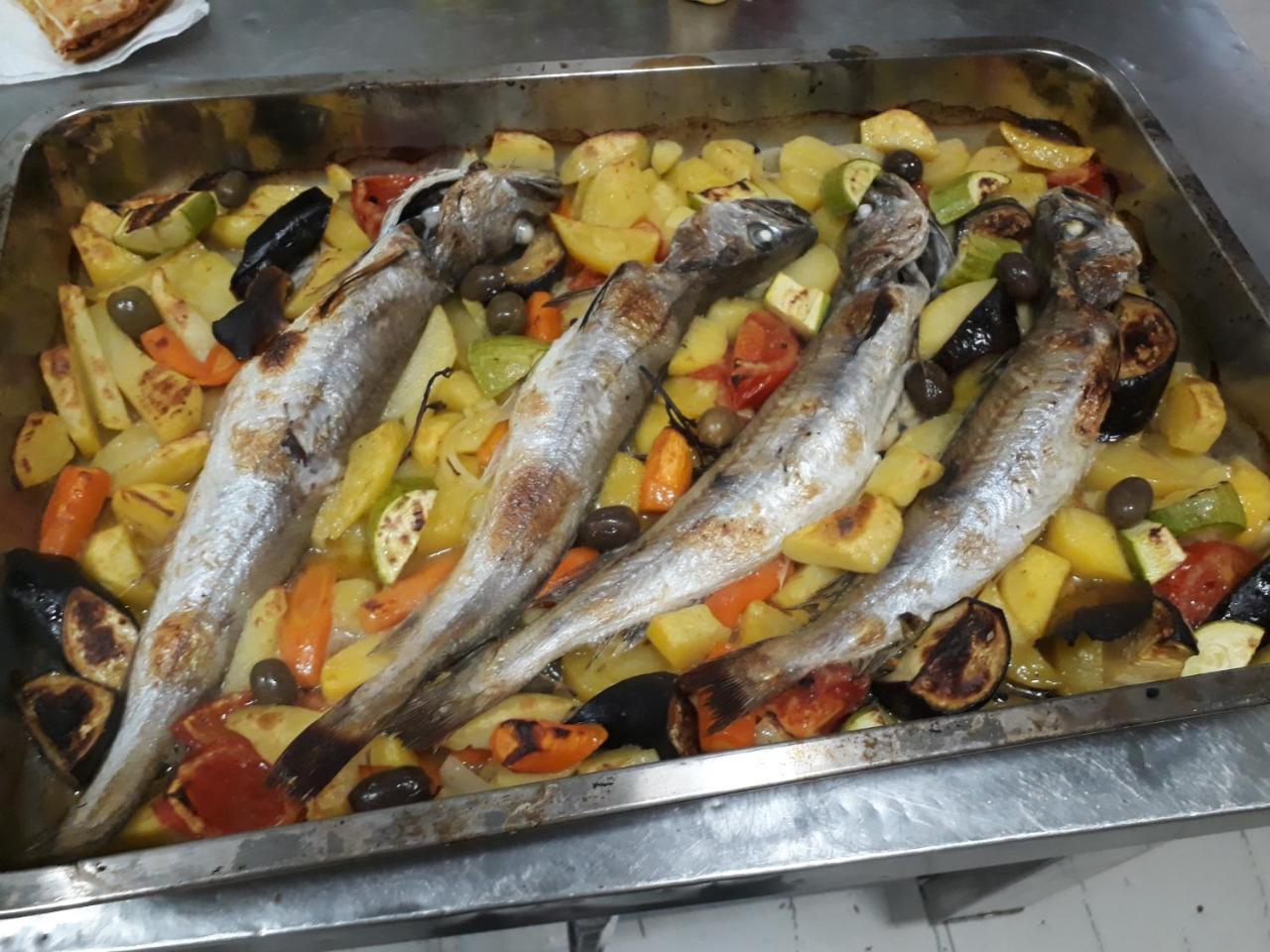 Hotel 3 Vellezerit Durres Ngoại thất bức ảnh