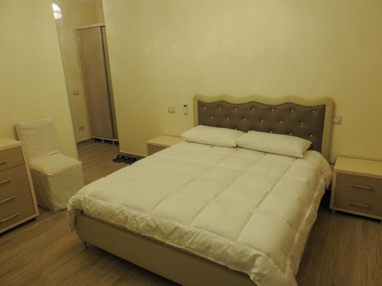 Hotel 3 Vellezerit Durres Ngoại thất bức ảnh